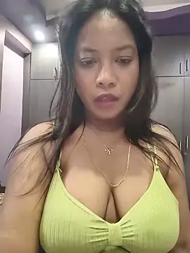 Snapshot of hornyzinia123 chatting on 05.25.26 hornyzinia123 online show from 05.25.26