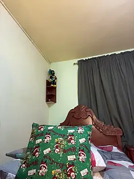 Snapshot of MaxDell chatting on 01.07.26 MaxDell online show from 01.07.26