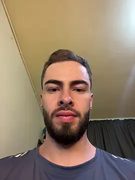 Snapshot of MaxDell chatting on 01.09.26 MaxDell online show from 01.09.26