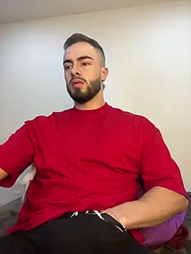 Snapshot of MaxDell chatting on 02.23.26 MaxDell online show from 02.23.26