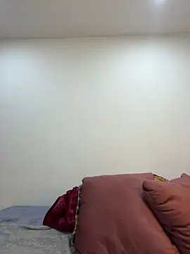 Snapshot of MaxDell chatting on 03.17.26 MaxDell online show from 03.17.26