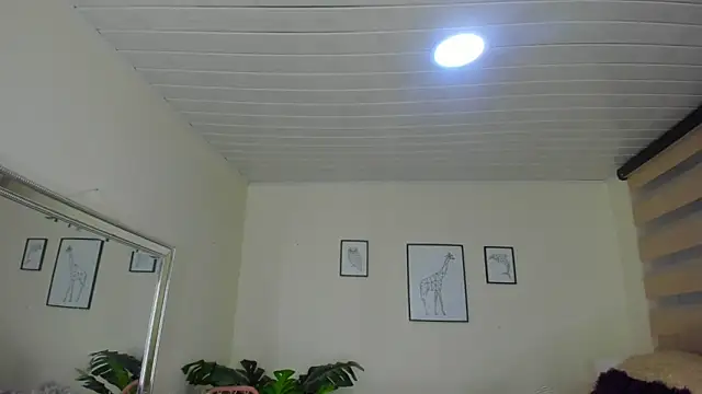 LusyKitty online show from 09.22.25