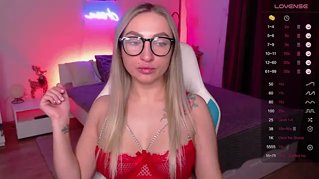 Bunny Butt  online show from 01.07.26