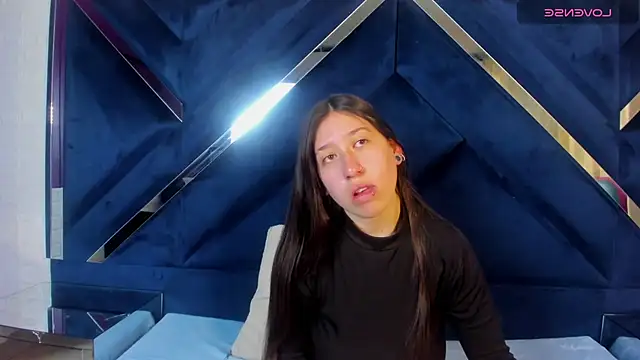 Snapshot of venusmorgan chatting on 12.16.25 venusmorgan online show from 12.16.25