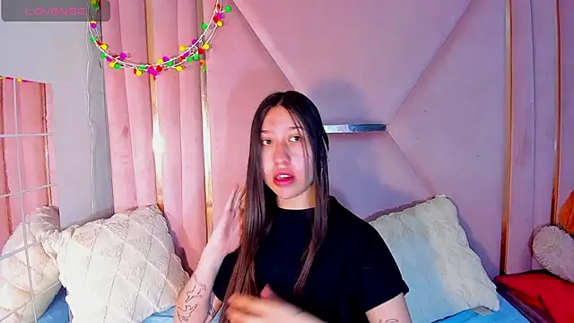 Snapshot of venusmorgan chatting on 01.07.26 venusmorgan online show from 01.07.26