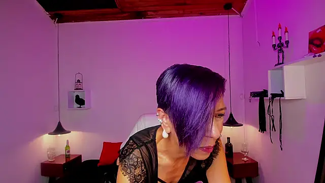Snapshot of Trinityy__ chatting on 06.25.26 Trinityy online show from 06.25.26
