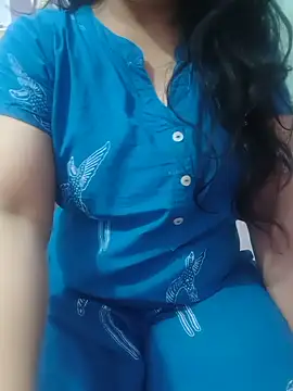 Snapshot of roshni_agrawal0 chatting on 06.18.26 roshni agrawal0 online show from 06.18.26