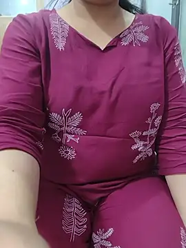 Snapshot of roshni_agrawal0 chatting on 06.24.26 roshni agrawal0 online show from 06.24.26