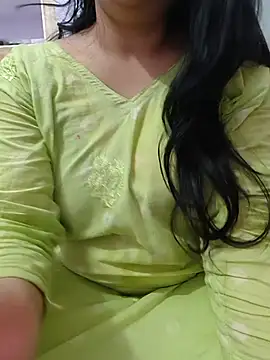 Snapshot of roshni_agrawal0 chatting on 06.30.26 roshni agrawal0 online show from 06.30.26