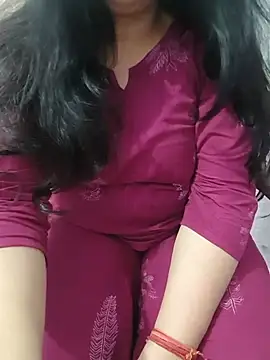 Snapshot of roshni_agrawal0 chatting on 07.08.26 roshni agrawal0 online show from 07.08.26