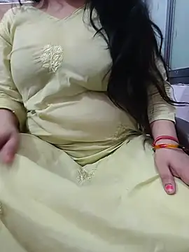 Snapshot of roshni_agrawal0 chatting on 07.16.26 roshni agrawal0 online show from 07.16.26