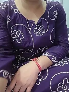 Snapshot of roshni_agrawal0 chatting on 07.23.26 roshni agrawal0 online show from 07.23.26