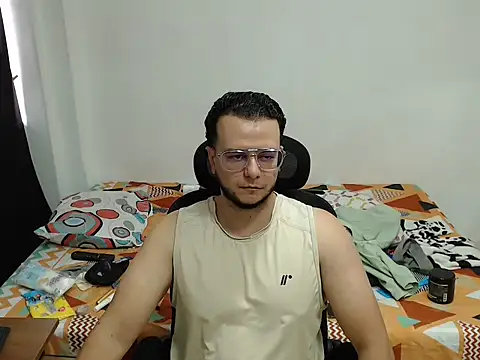 Snapshot of cloudsxxx chatting on 04.01.26 cloudsxxx online show from 04.01.26