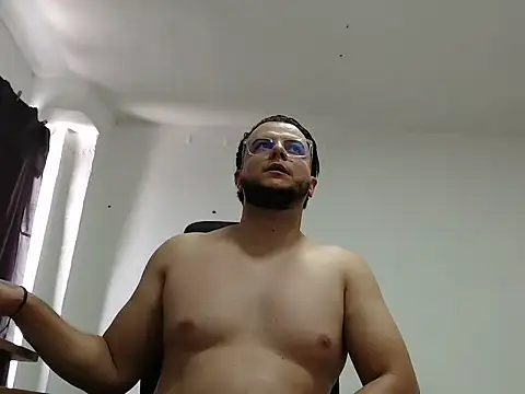 Snapshot of cloudsxxx chatting on 04.06.26 cloudsxxx online show from 04.06.26