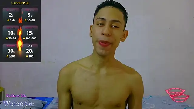 Snapshot of dylan_apol0 chatting on 04.13.26 dylan apol0 online show from 04.13.26