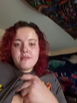 nuttiebuddy1 online show from 09.13.25