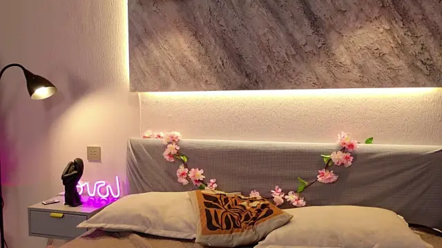 MilkMeSoftly online show from 07.23.26