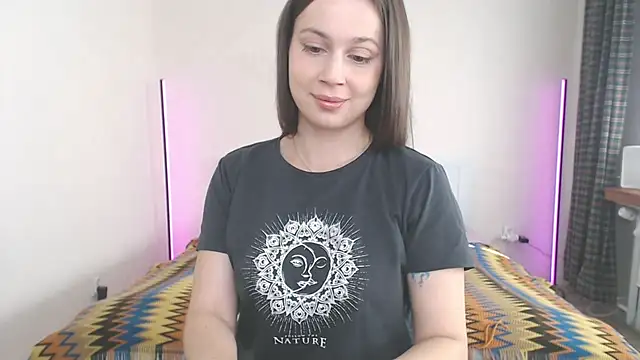 Snapshot of lustxSALLY chatting on 07.20.26 lustxSALLY online show from 07.20.26