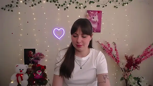Snapshot of Amanda_Bright_ chatting on 05.08.26 Amanda Bright online show from 05.08.26