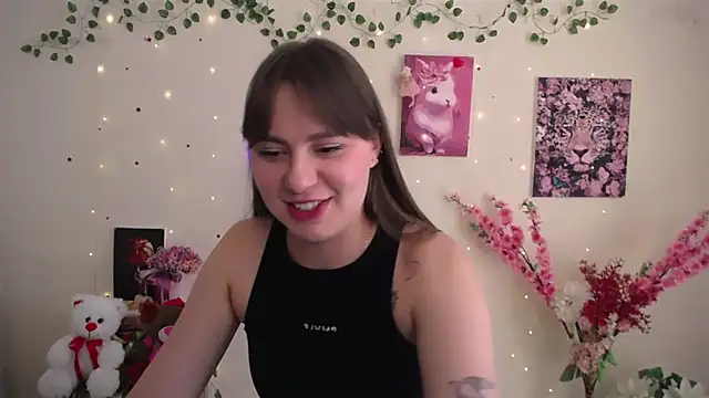 Snapshot of Amanda_Bright_ chatting on 05.19.26 Amanda Bright online show from 05.19.26