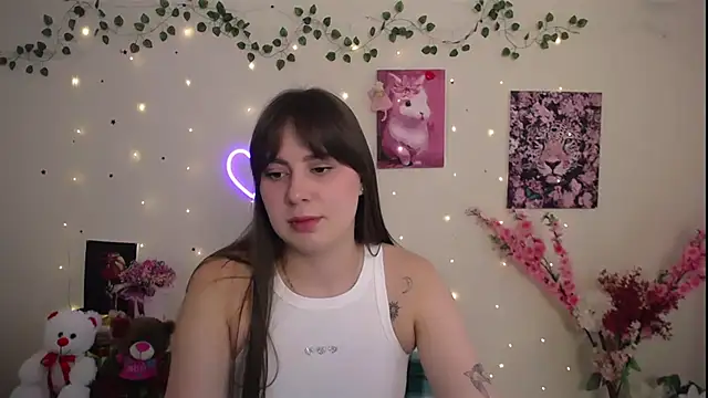 Snapshot of Amanda_Bright_ chatting on 06.04.26 Amanda Bright online show from 06.04.26