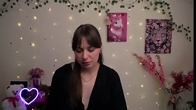 Amanda Bright  online show from 08.02.26