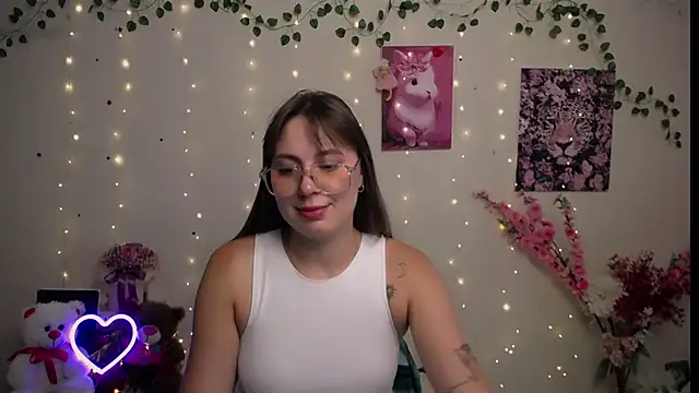 Amanda Bright  online show from 08.03.26
