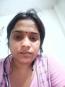 Snapshot of Trisha_71 chatting on 09.11.25 Trisha 71 online show from 09.11.25
