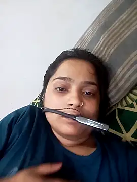 Snapshot of Trisha_71 chatting on 09.15.25 Trisha 71 online show from 09.15.25
