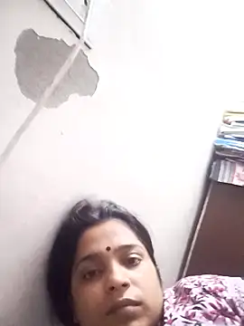 Snapshot of Trisha_71 chatting on 09.19.25 Trisha 71 online show from 09.19.25