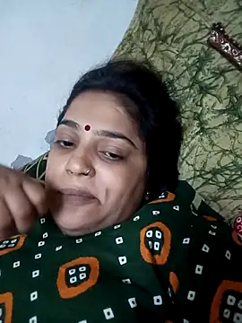 Snapshot of Trisha_71 chatting on 10.01.25 Trisha 71 online show from 10.01.25