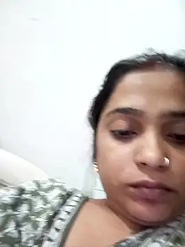 Snapshot of Trisha_71 chatting on 10.12.25 Trisha 71 online show from 10.12.25