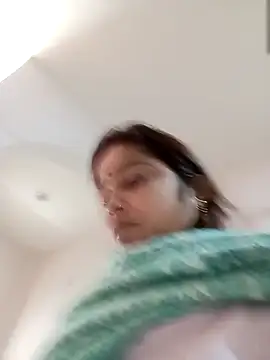 Snapshot of Trisha_71 chatting on 11.14.25 Trisha 71 online show from 11.14.25