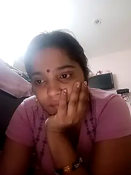 Snapshot of Trisha_71 chatting on 11.14.25 Trisha 71 online show from 11.14.25