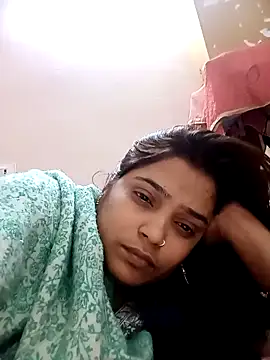 Snapshot of Trisha_71 chatting on 12.17.25 Trisha 71 online show from 12.17.25