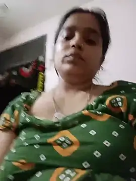 Snapshot of Trisha_71 chatting on 06.30.26 Trisha 71 online show from 06.30.26