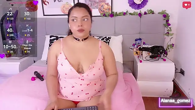 Snapshot of Alanaa_Gomez chatting on 10.14.25 Alanaa Gomez online show from 10.14.25