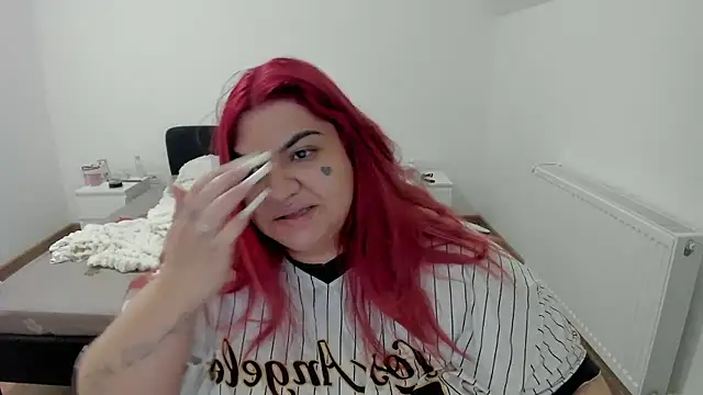 Snapshot of EvvaBBW chatting on 01.13.26 EvvaBBW online show from 01.13.26