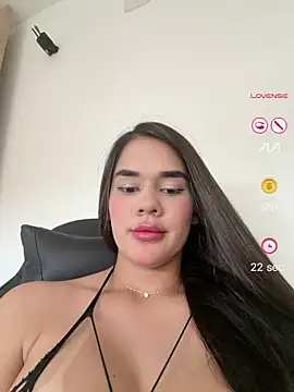 BellaLeclair online show from 05.10.26