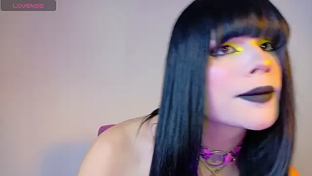 Snapshot of NATASHAA_WINZ chatting on 10.11.25 NATASHAA WINZ online show from 10.11.25