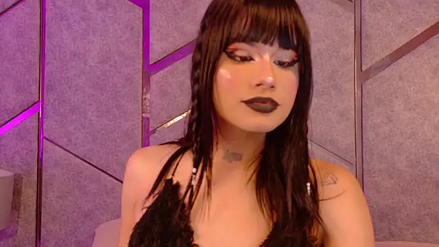 NATASHAA WINZ online show from 06.21.26