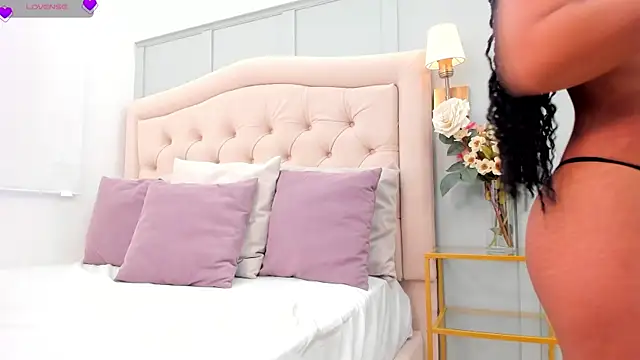 katia harrison  online show from 10.03.25