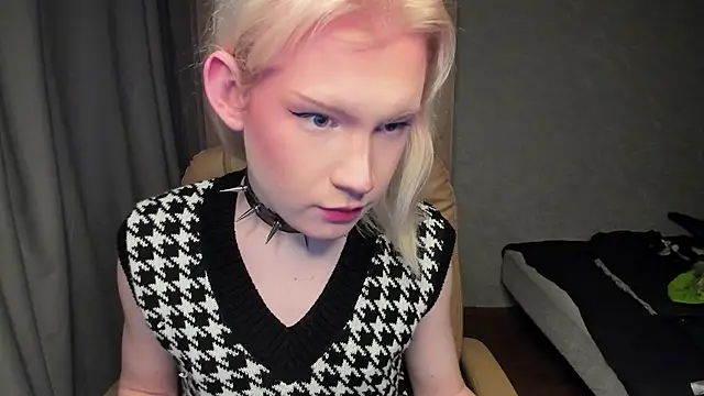 Snapshot of Sasyhk0 chatting on 01.15.26 Sasyhk0 online show from 01.15.26