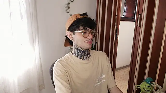 Mihail leroy online show from 12.16.25