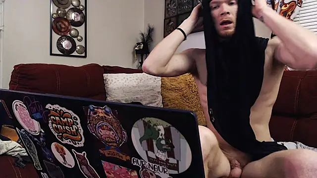 Snapshot of jinjasnack chatting on 12.16.25 jinjasnack online show from 12.16.25