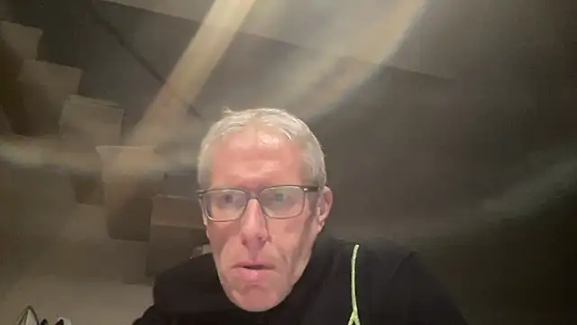 Snapshot of choupipat1 chatting on 02.01.26 choupipat1 online show from 02.01.26