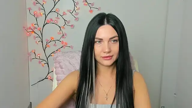 Lune Moon online show from 03.20.26