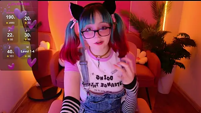 Snapshot of CoralineYoung chatting on 11.06.25 CoralineYoung online show from 11.06.25