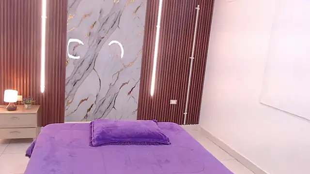 Snapshot of aixa_show chatting on 10.22.25 aixa show online show from 10.22.25