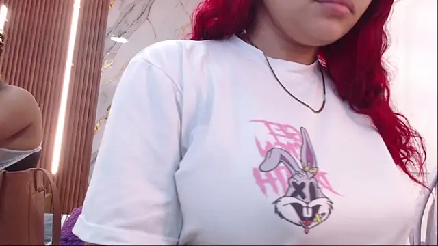 Snapshot of aixa_show chatting on 12.22.25 aixa show online show from 12.22.25